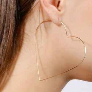 🔥2 for $15🔥 Big Heart Wire Earrings